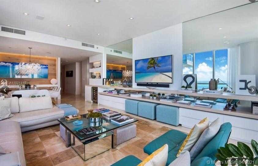 Small Image of 100 SOUTH POINTE DR #1810, Miami Beach Number 3