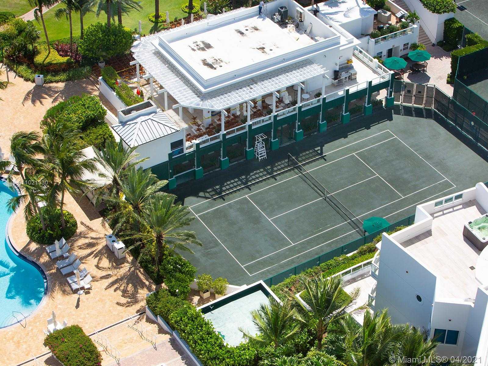 Small Image of 100 SOUTH POINTE DR #2208, Miami Beach Number 10