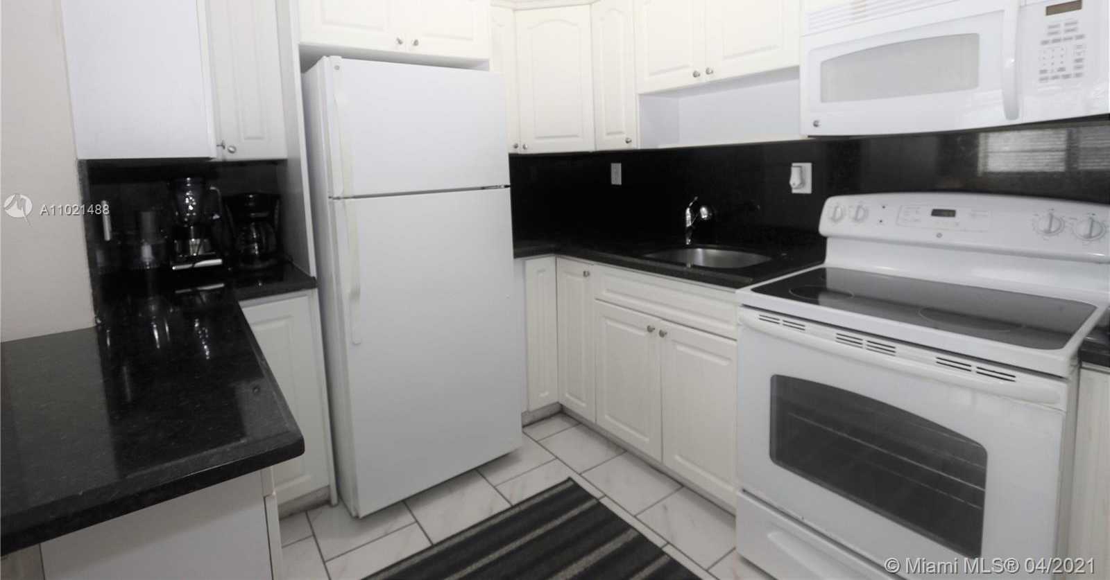 Small Image of 19051 COLLINS AVE #D210, Sunny Isles Beach Number 3