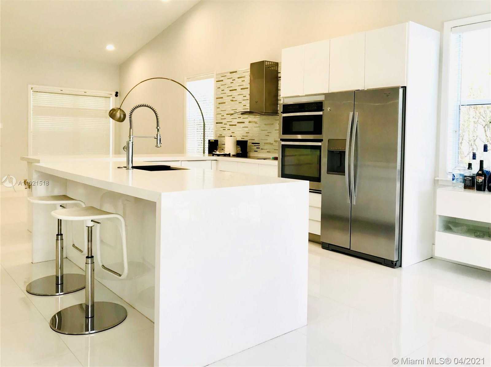 Small Image of 848 SAVANNAH FALLS DR #848, Weston Number 13