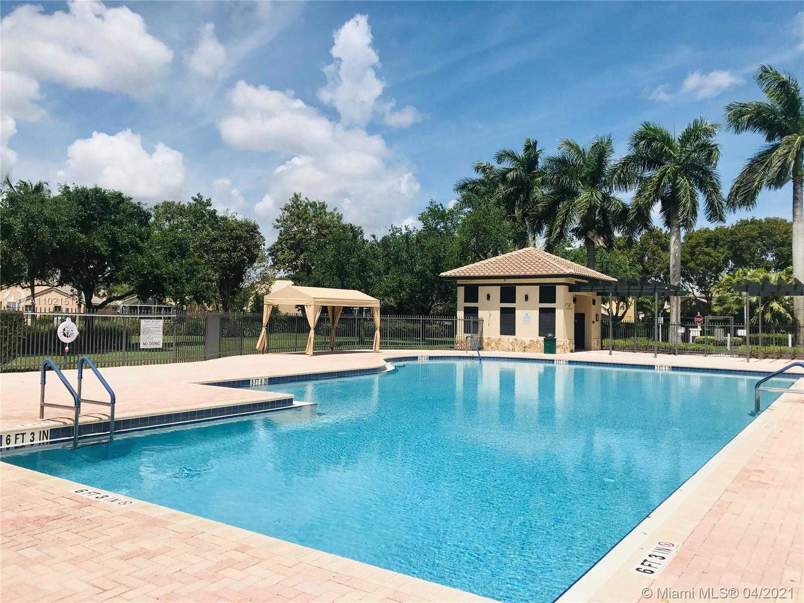 Small Image of 848 SAVANNAH FALLS DR #848, Weston Number 41
