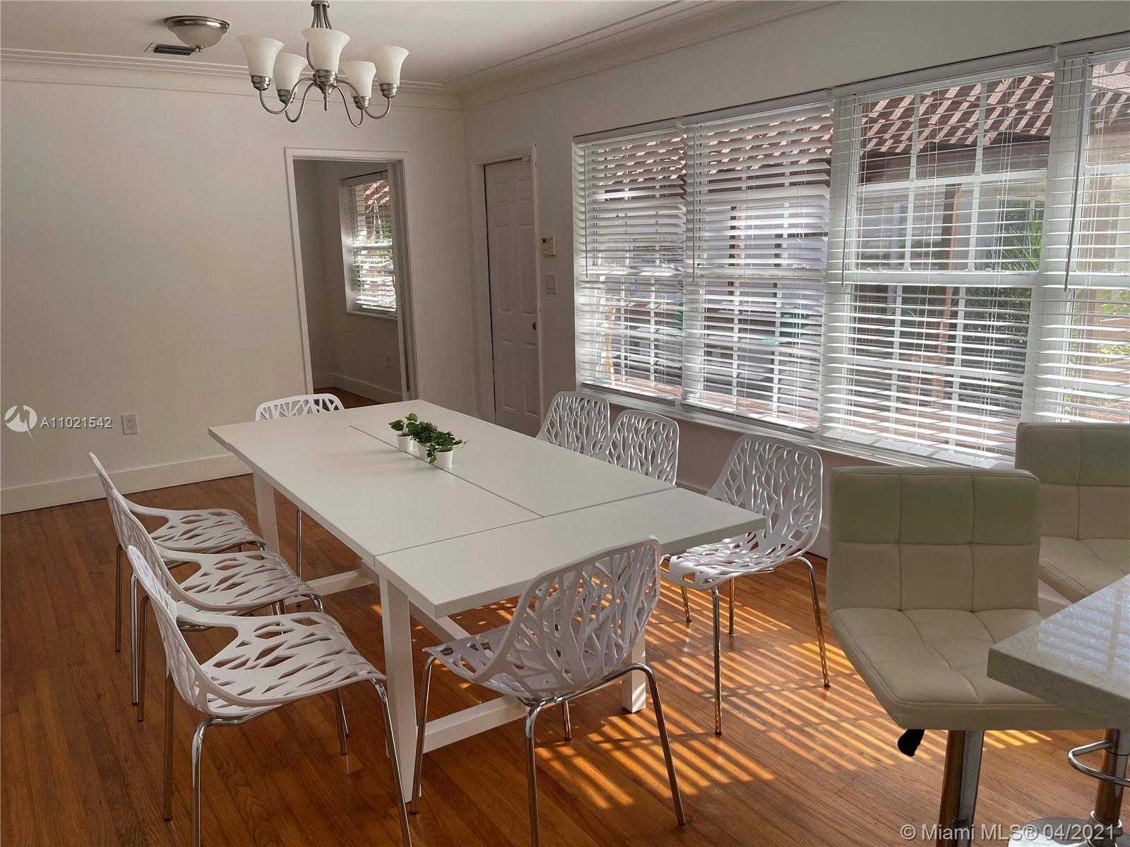 Small Image of 560 NORTH EAST 107TH ST, Miami Shores Number 14