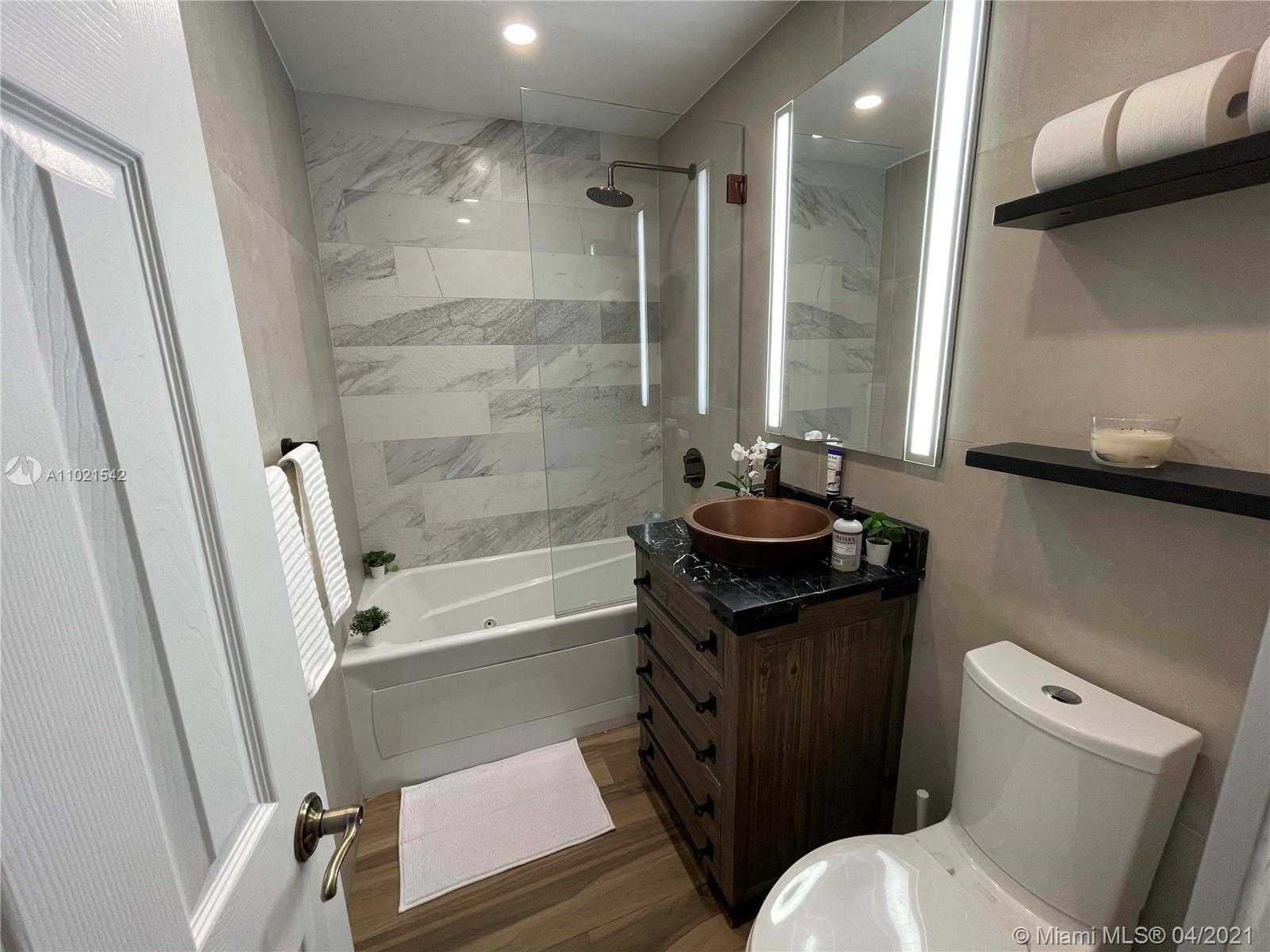 Small Image of 560 NORTH EAST 107TH ST, Miami Shores Number 18