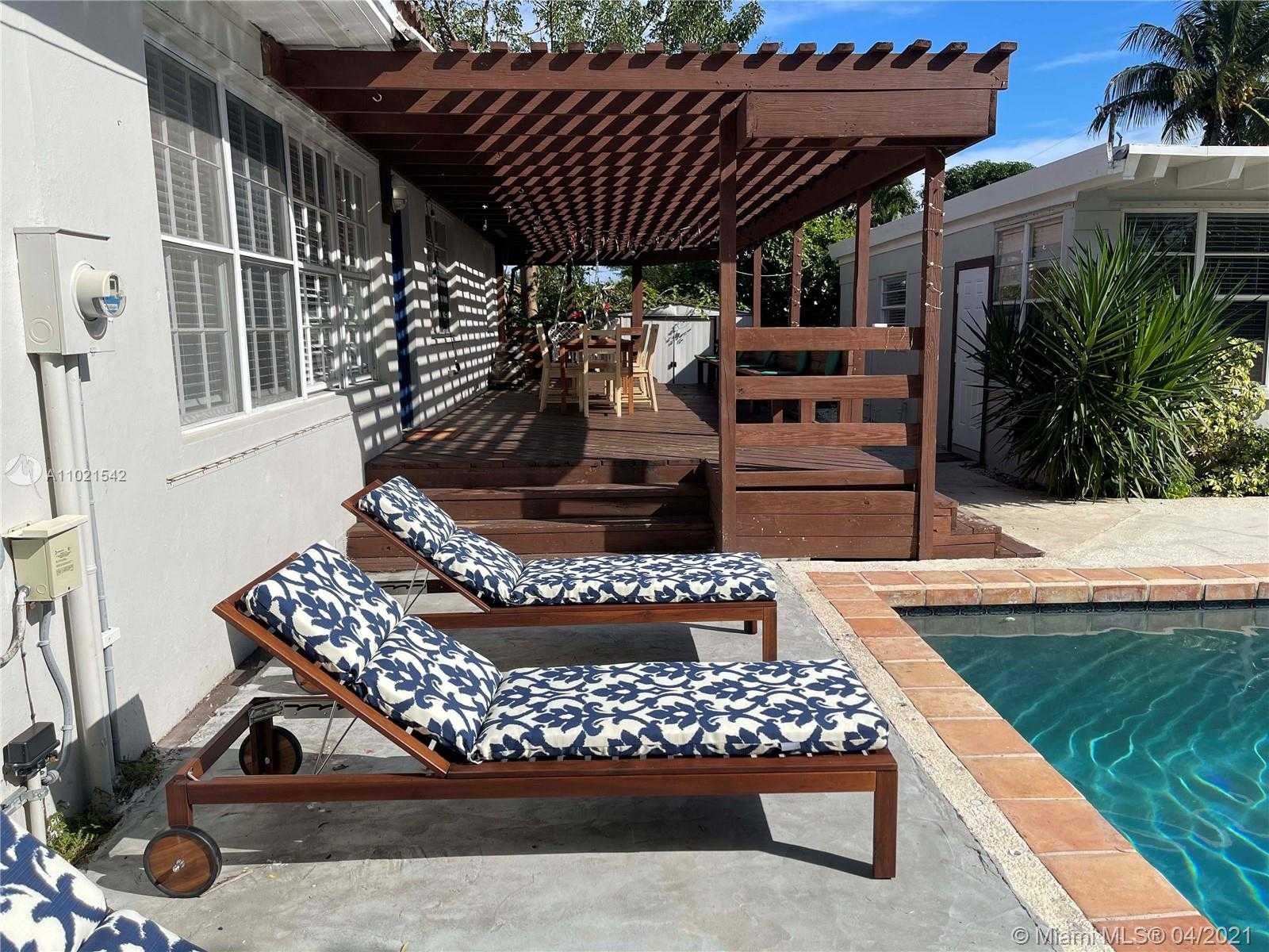 Small Image of 560 NORTH EAST 107TH ST, Miami Shores Number 21
