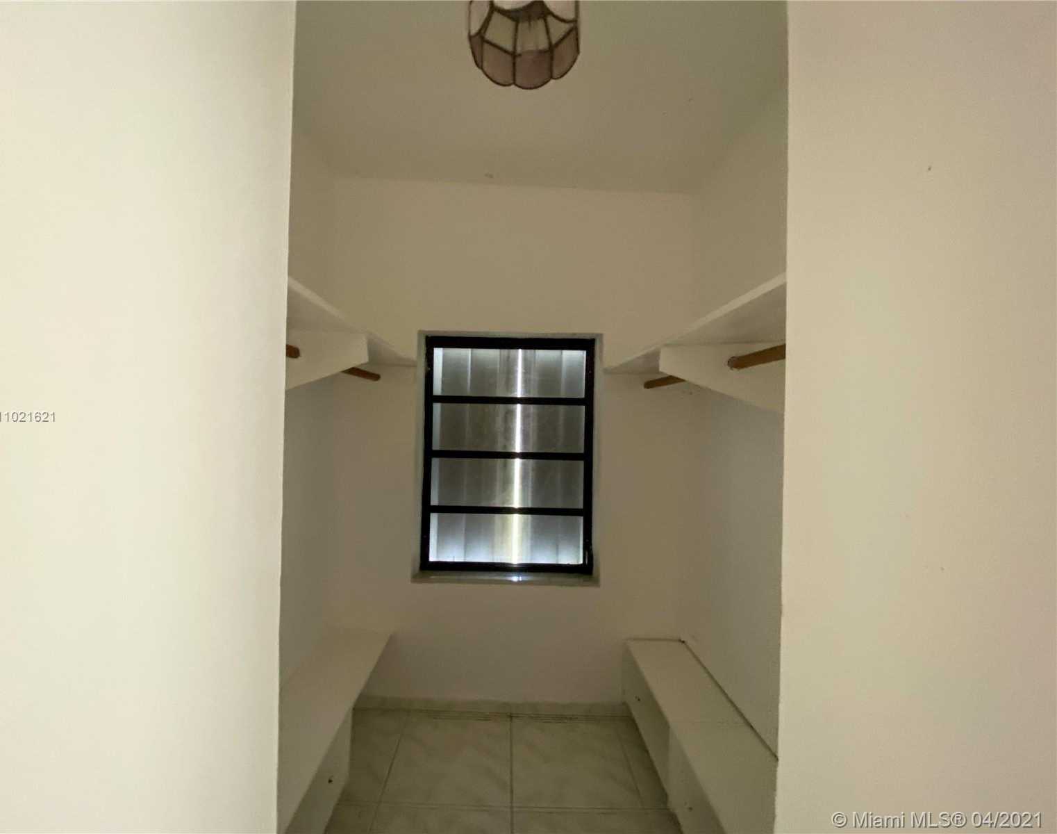Small Image of 9761 WEST BAY HARBOR DR #9771, Bay Harbor Islands Number 10