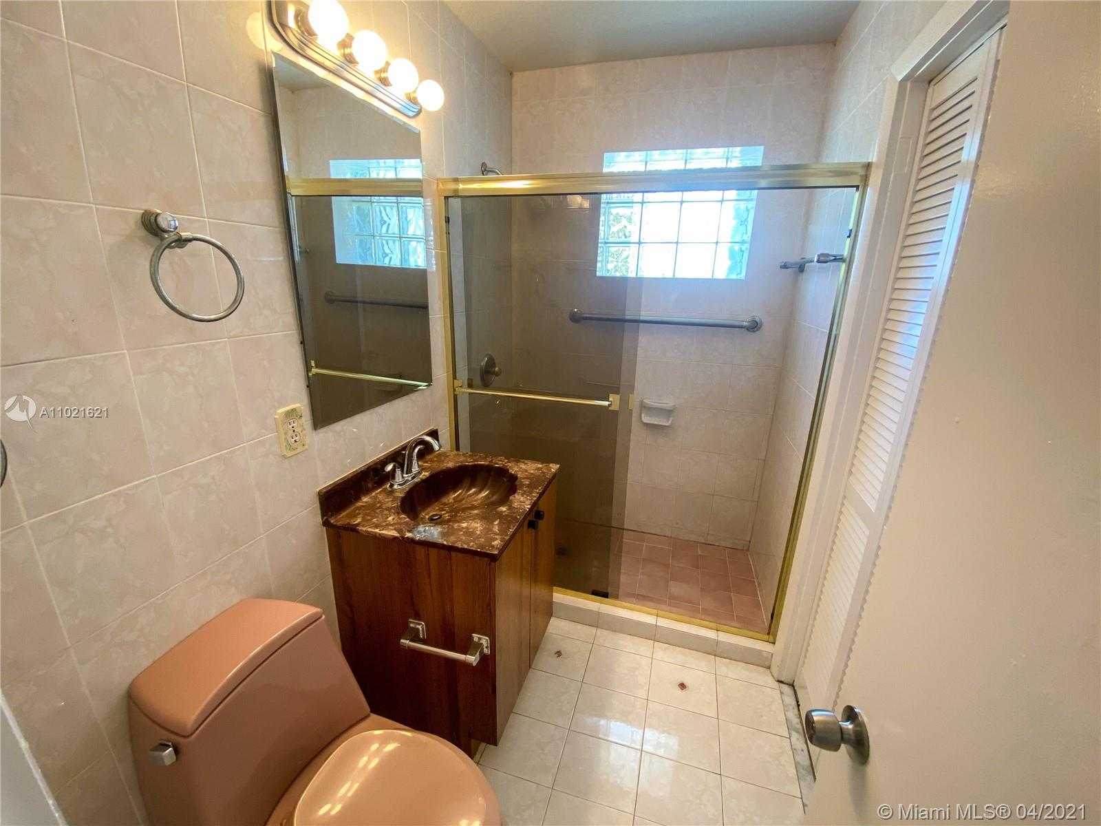 Small Image of 9761 WEST BAY HARBOR DR #9771, Bay Harbor Islands Number 11