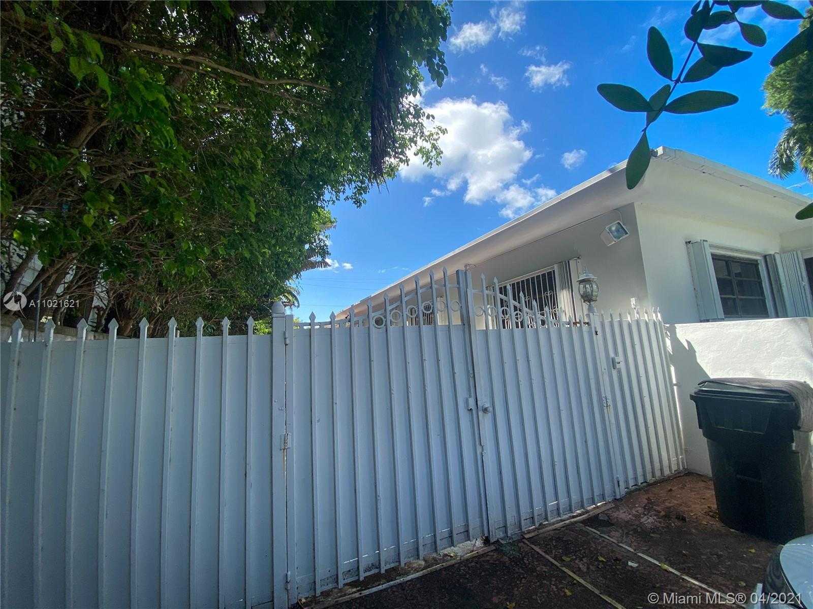 Small Image of 9761 WEST BAY HARBOR DR #9771, Bay Harbor Islands Number 18