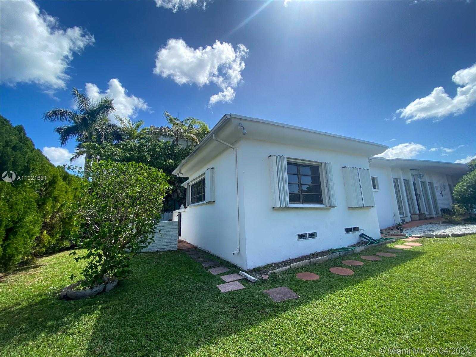 Small Image of 9761 WEST BAY HARBOR DR #9771, Bay Harbor Islands Number 3