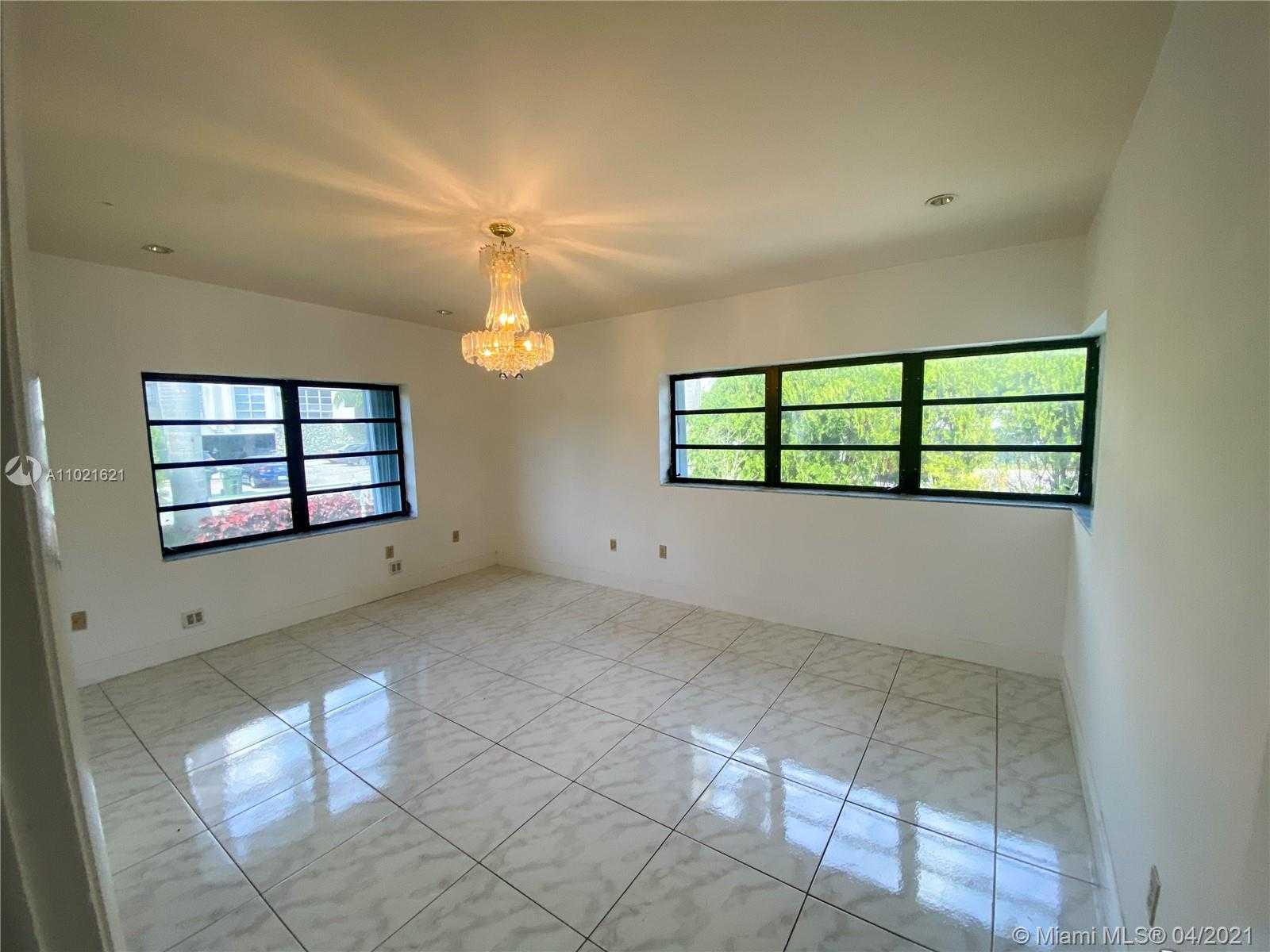 Small Image of 9761 WEST BAY HARBOR DR #9771, Bay Harbor Islands Number 6