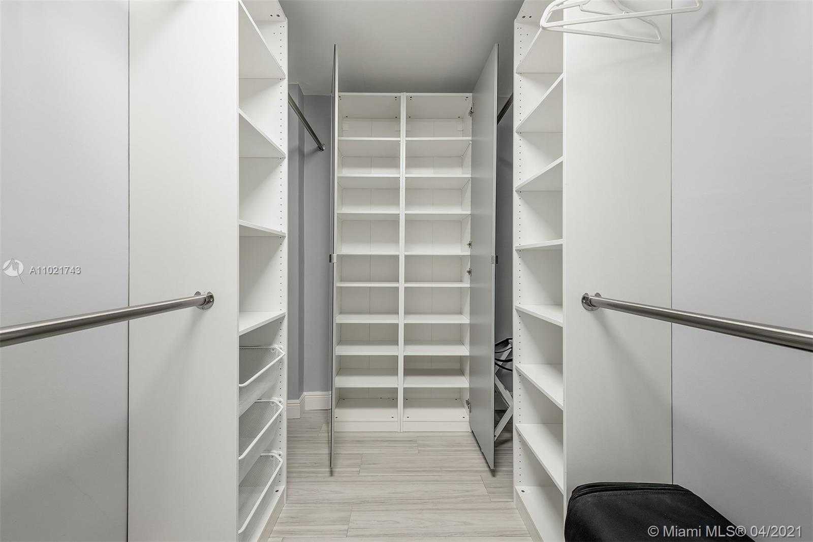 Small Image of 10155 COLLINS AVE #1510, Bal Harbour Number 22