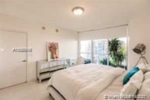 Small Image of 475 BRICKELL AVE #4812, Miami Number 11