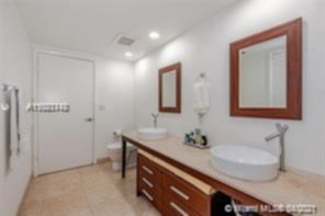 Small Image of 475 BRICKELL AVE #4812, Miami Number 14
