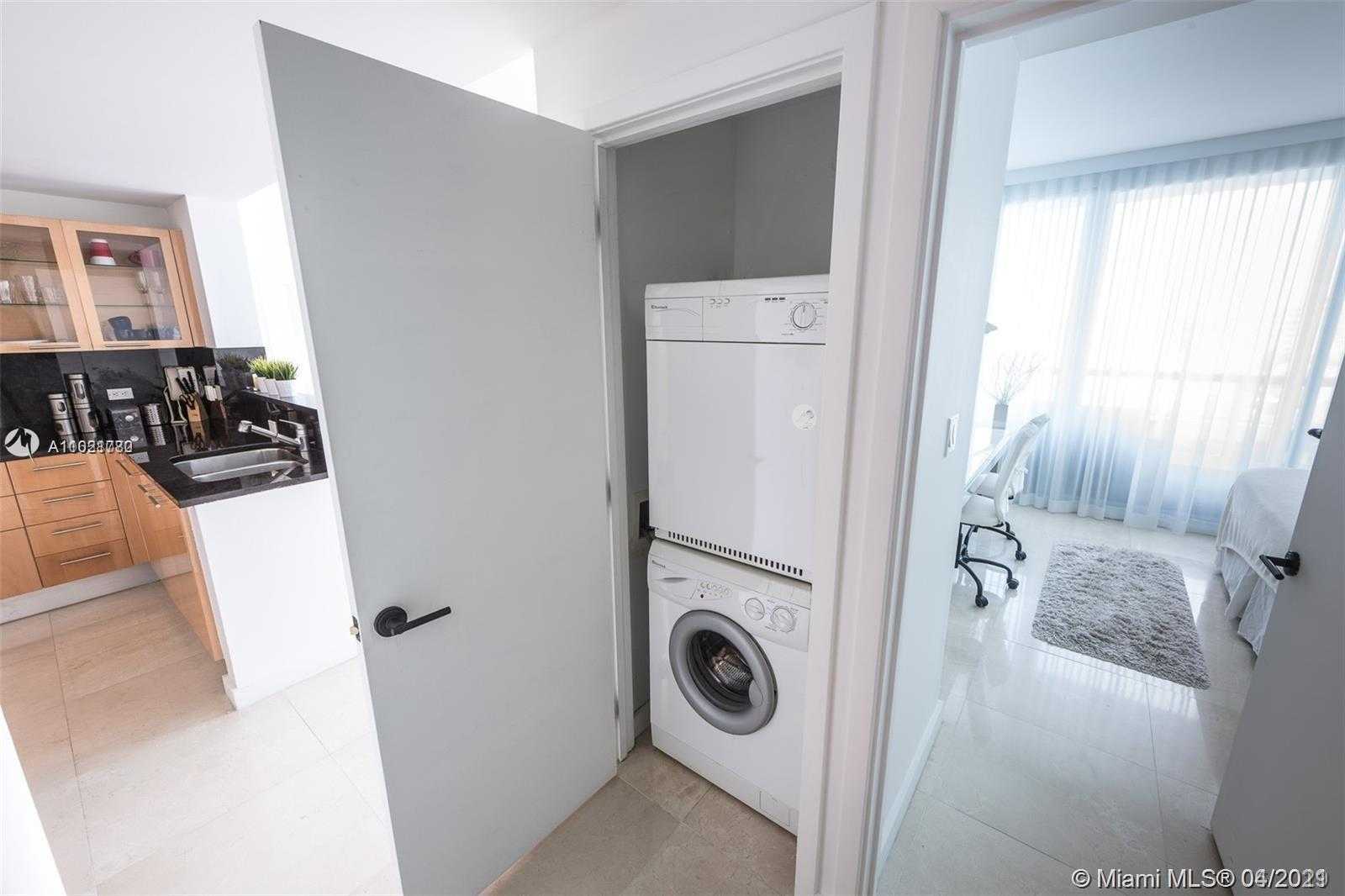 Small Image of 6799 COLLINS AVE #601, Miami Beach Number 11