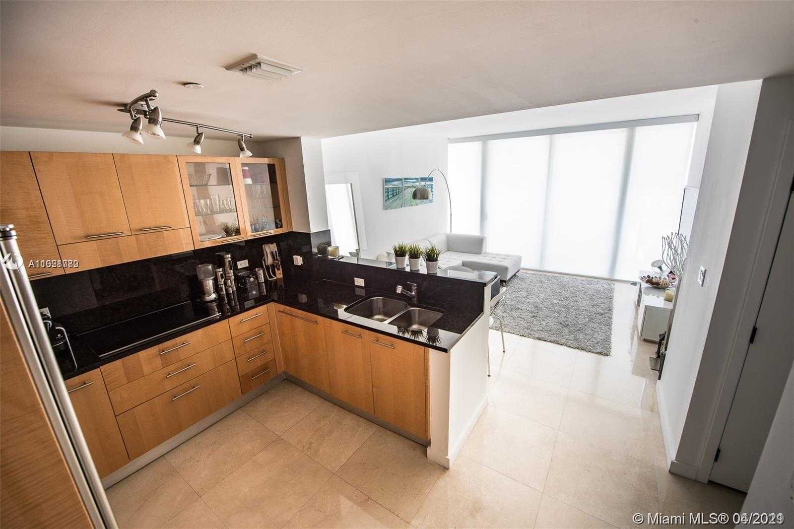 Small Image of 6799 COLLINS AVE #601, Miami Beach Number 2