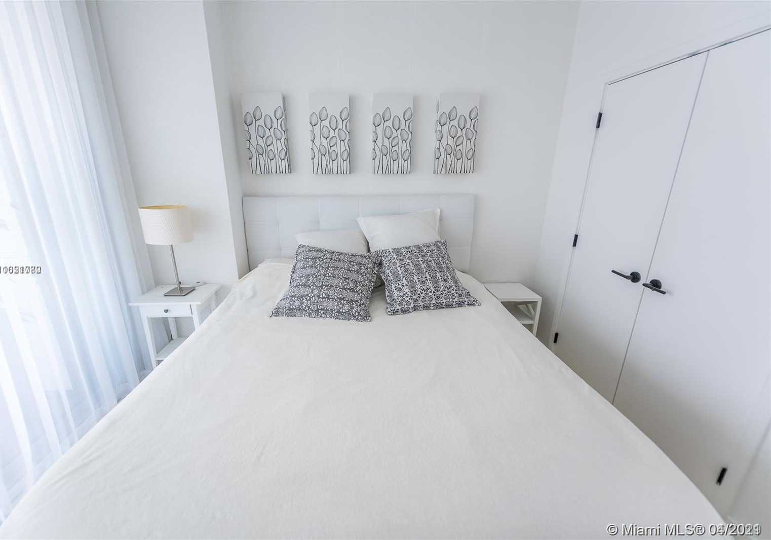 Small Image of 6799 COLLINS AVE #601, Miami Beach Number 7