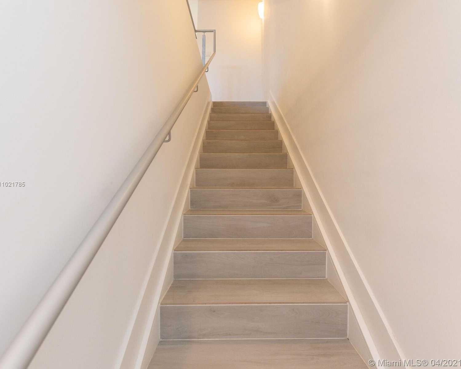 Small Image of 1155 101ST ST #1153, Bay Harbor Islands Number 13