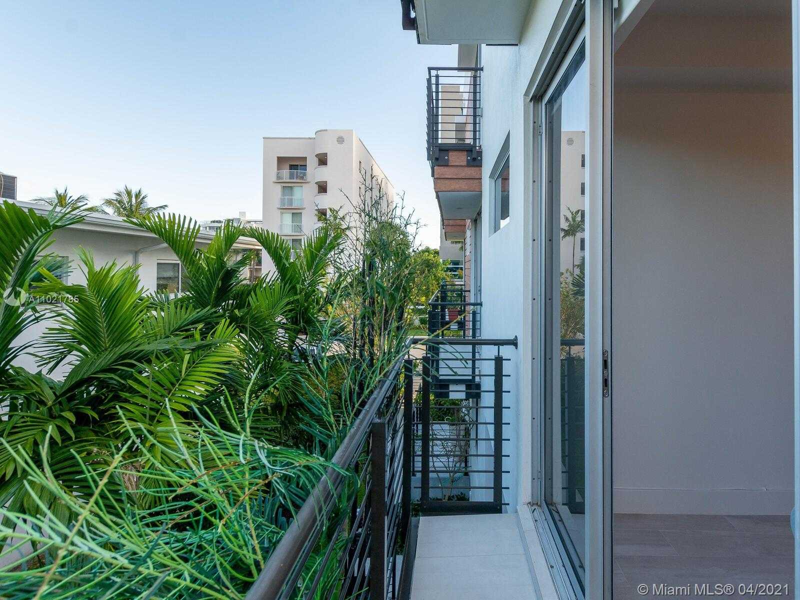 Small Image of 1155 101ST ST #1153, Bay Harbor Islands Number 19