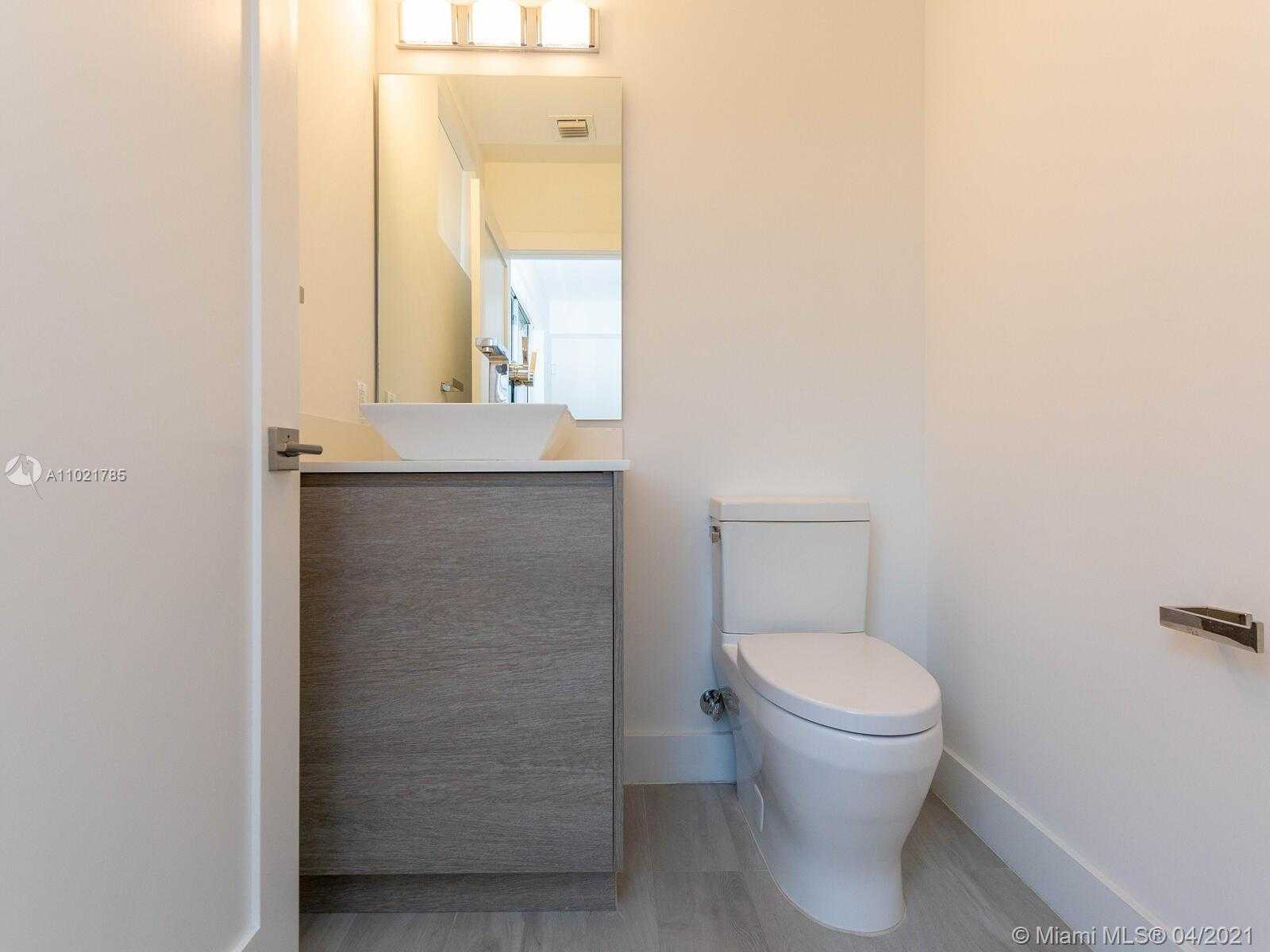 Small Image of 1155 101ST ST #1153, Bay Harbor Islands Number 31