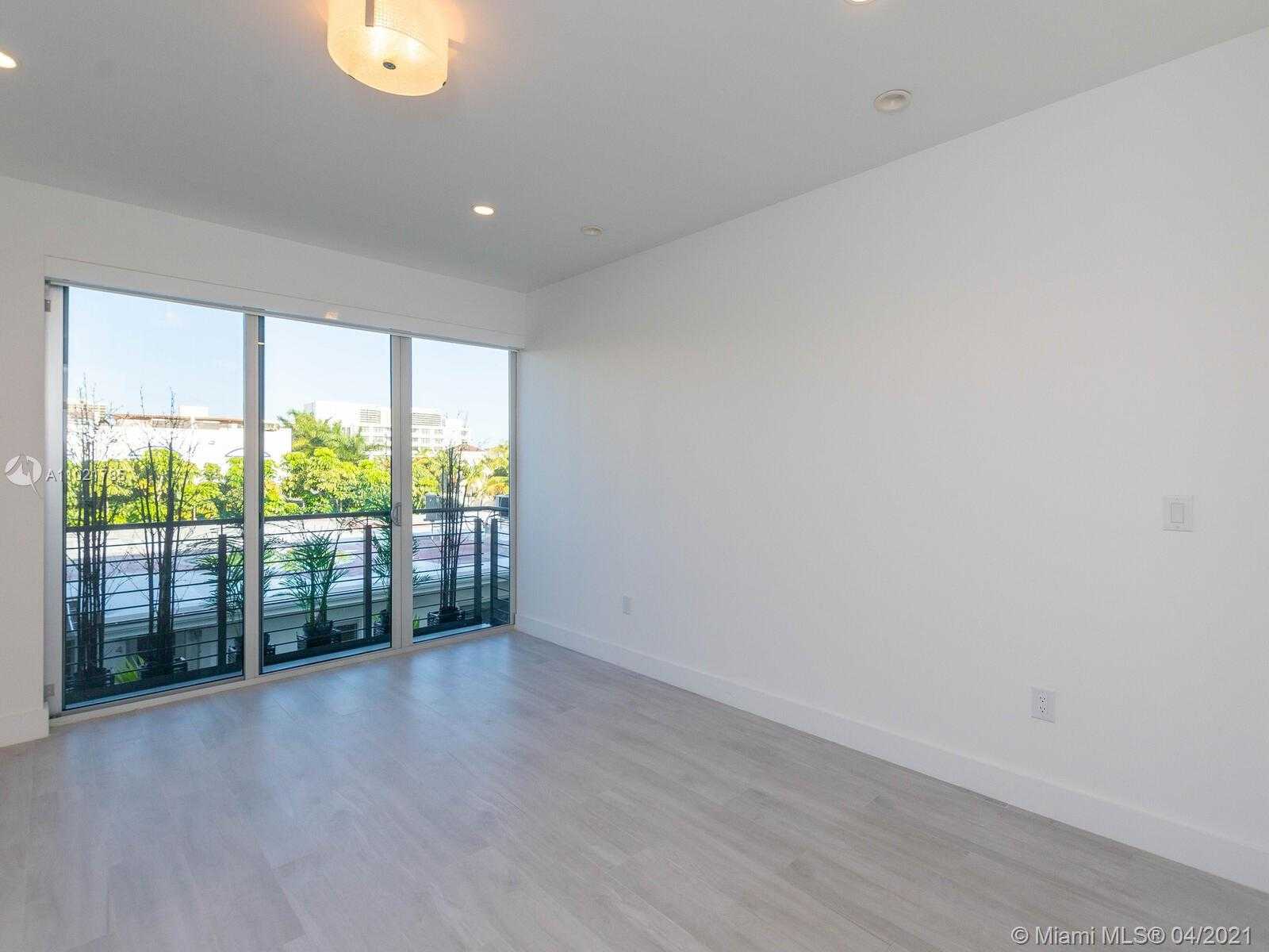 Small Image of 1155 101ST ST #1153, Bay Harbor Islands Number 35