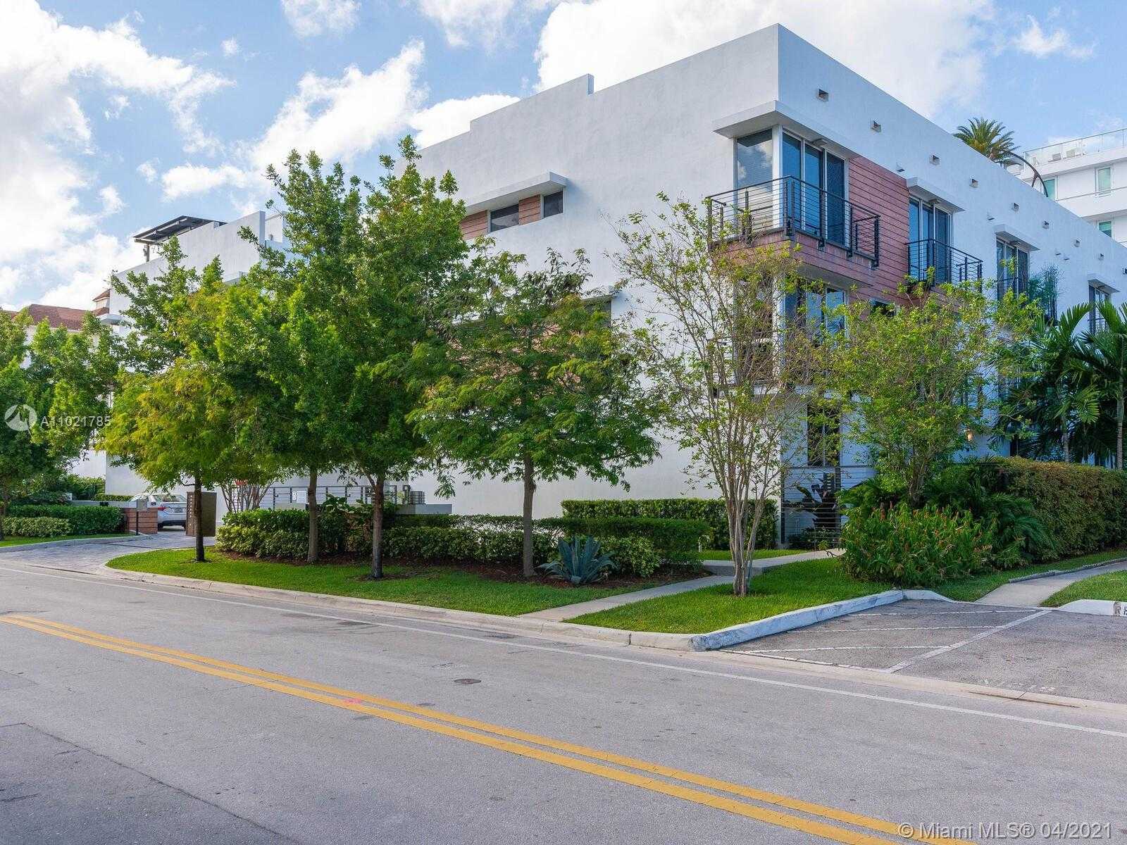 Small Image of 1155 101ST ST #1153, Bay Harbor Islands Number 4