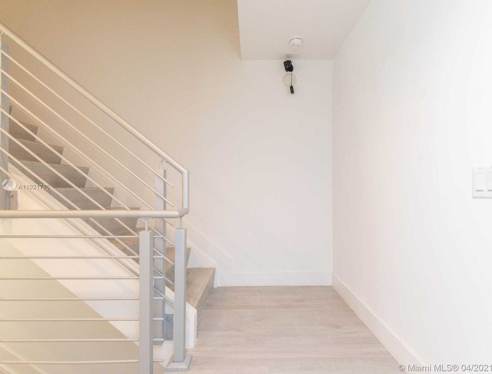 Small Image of 1155 101ST ST #1153, Bay Harbor Islands Number 54