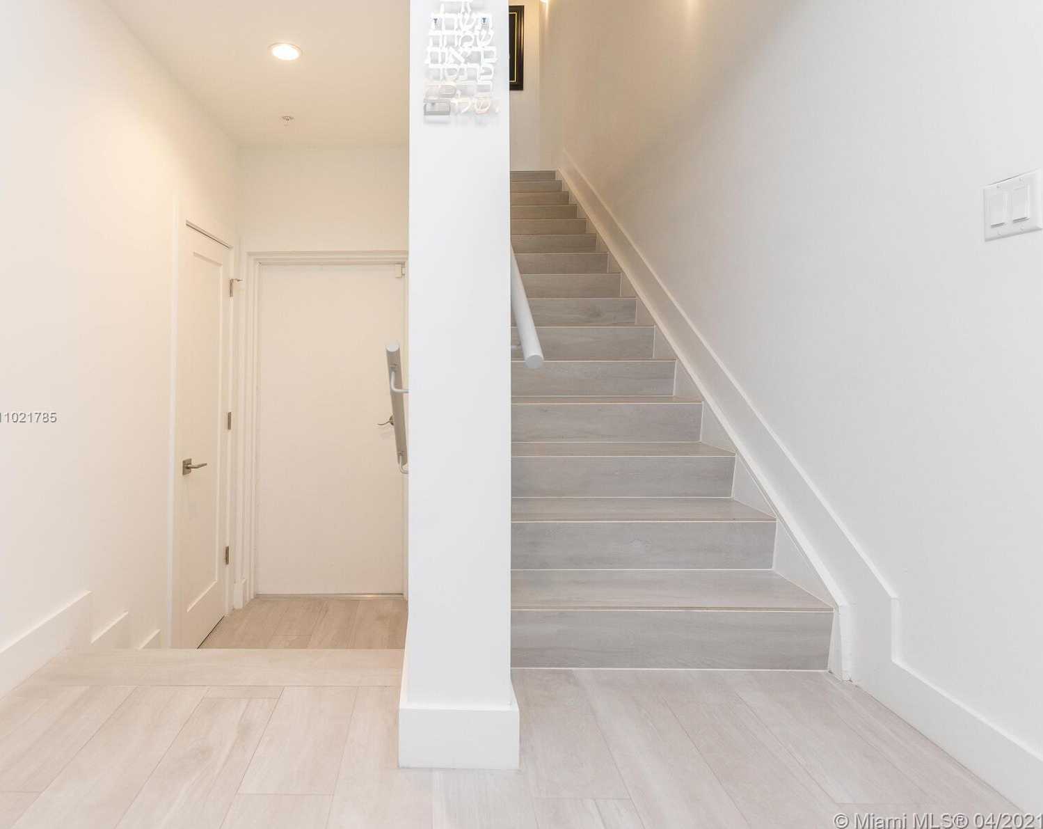 Small Image of 1155 101ST ST #1153, Bay Harbor Islands Number 78