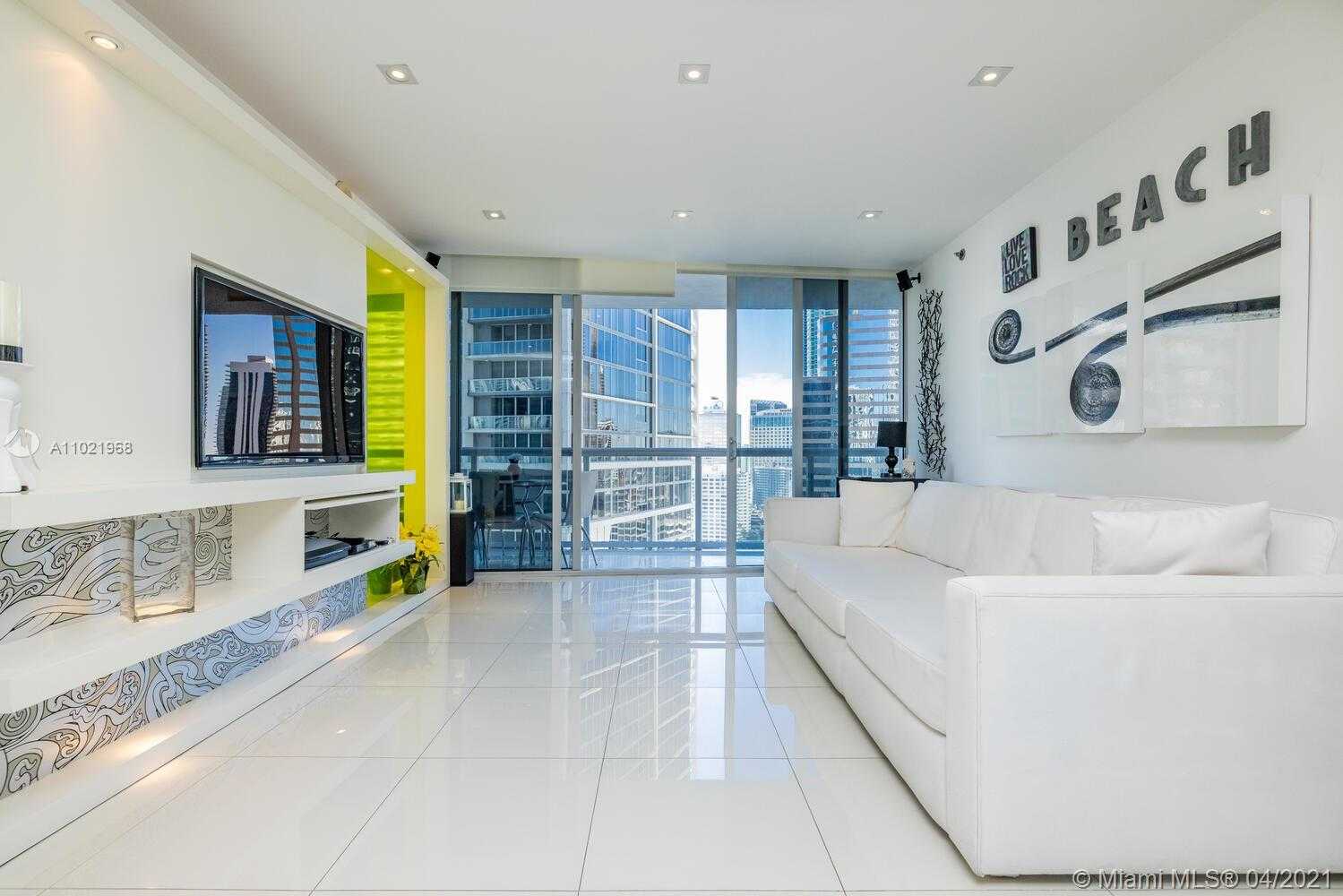 Small Image of 475 BRICKELL AVE #2313, Miami Number 11