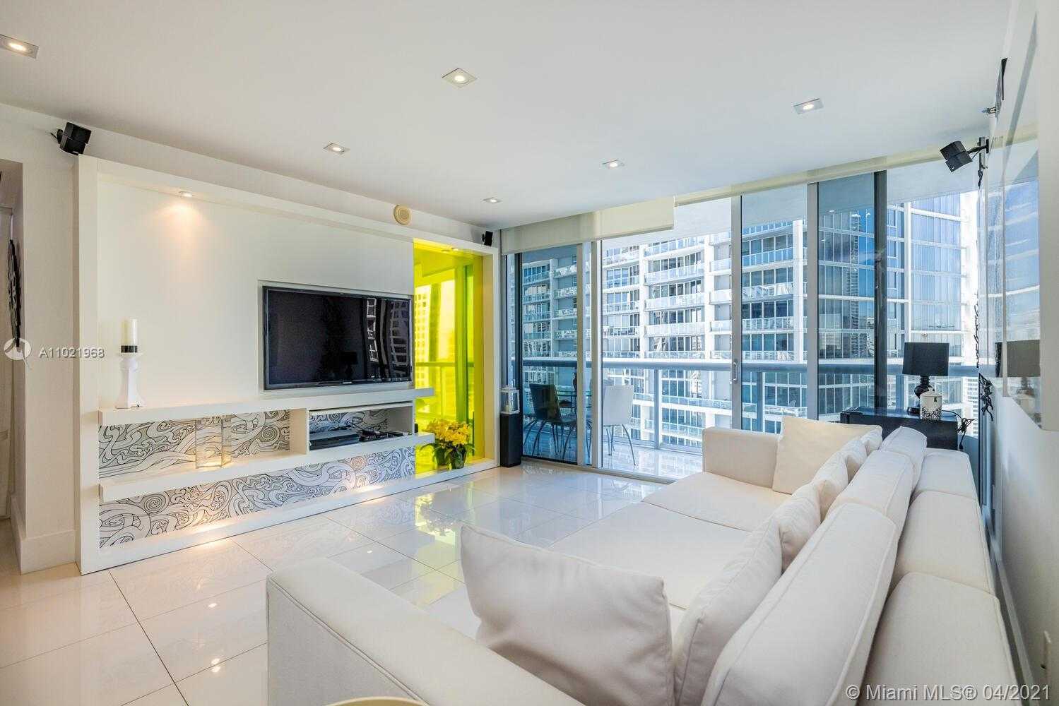 Small Image of 475 BRICKELL AVE #2313, Miami Number 12