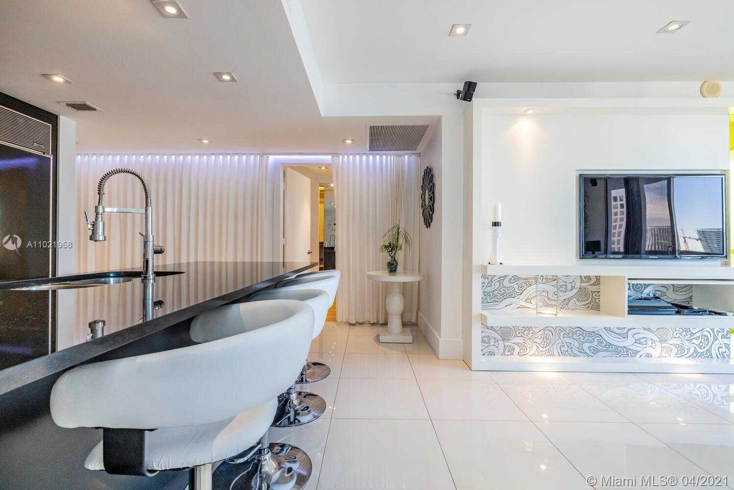 Small Image of 475 BRICKELL AVE #2313, Miami Number 24