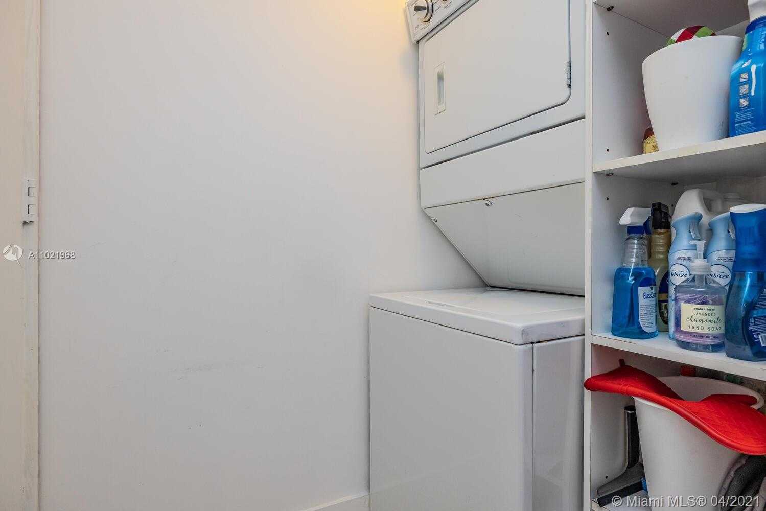 Small Image of 475 BRICKELL AVE #2313, Miami Number 29