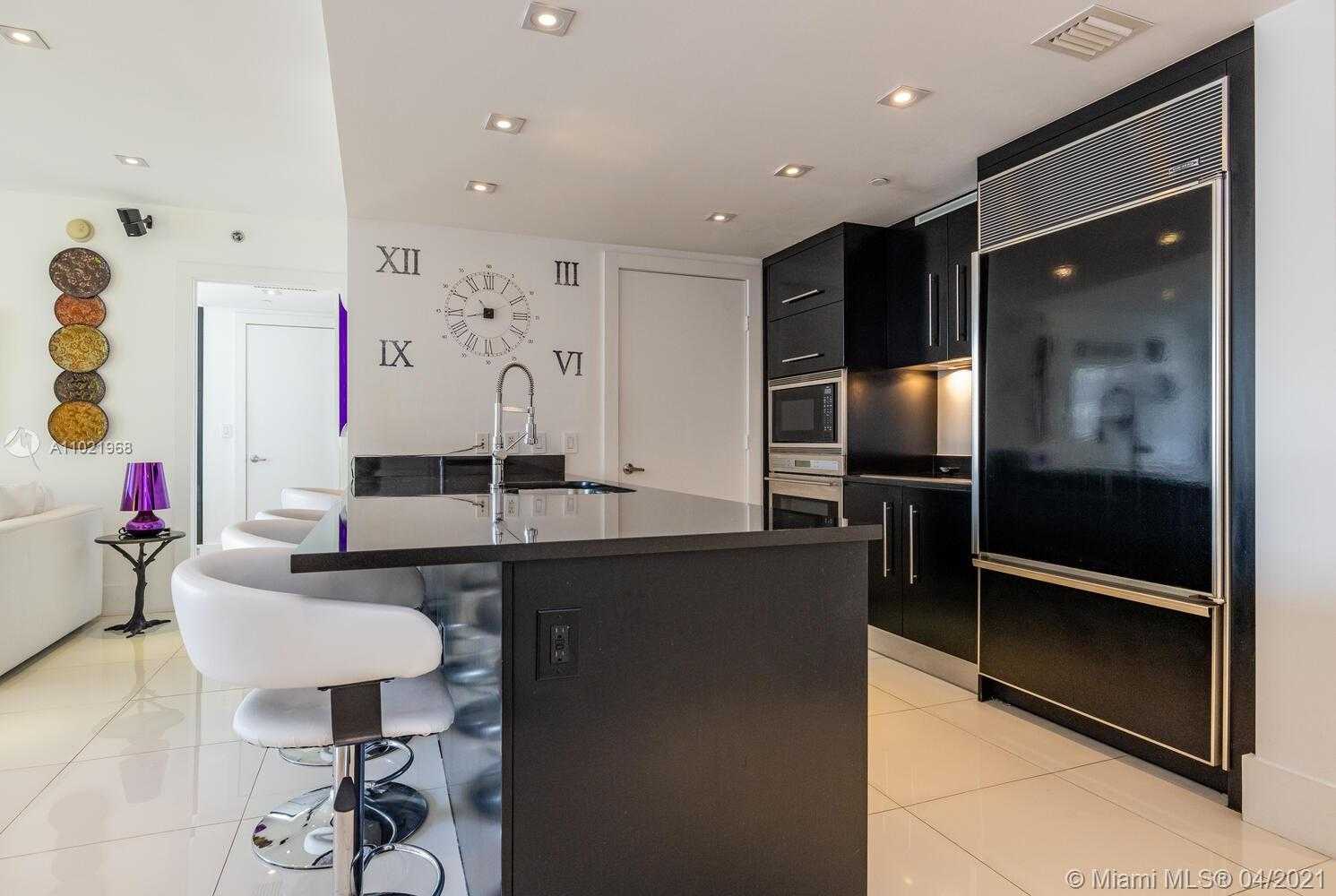 Small Image of 475 BRICKELL AVE #2313, Miami Number 5