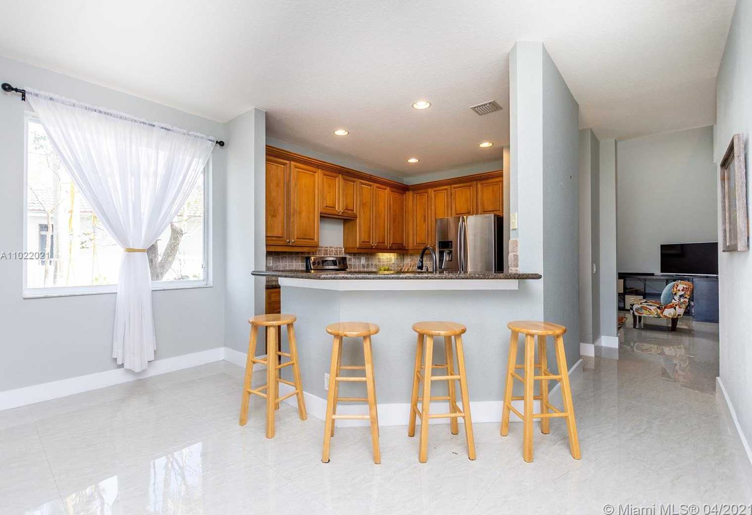 Small Image of 980 GOLDEN CANE DR, Weston Number 10