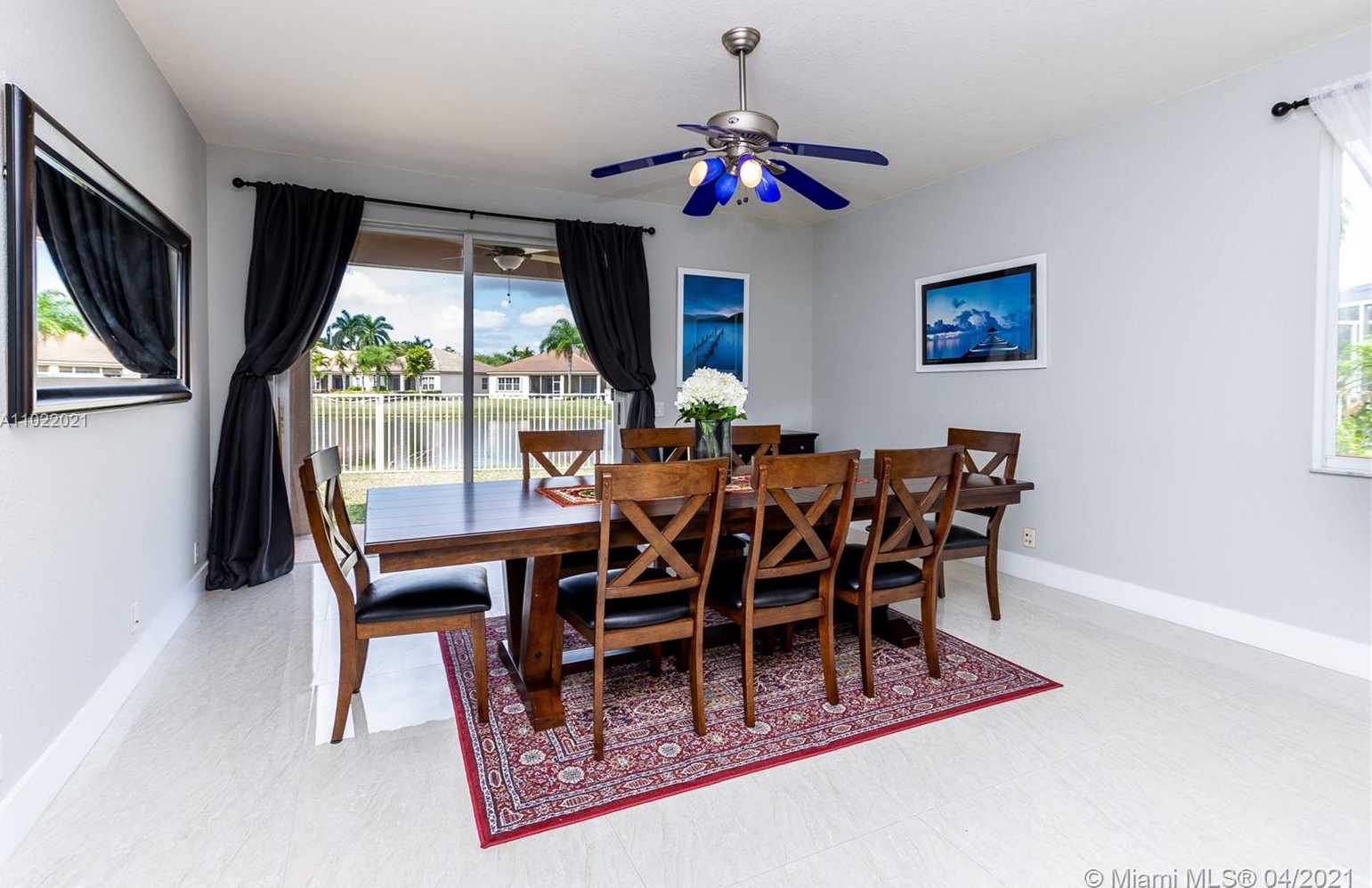 Small Image of 980 GOLDEN CANE DR, Weston Number 13