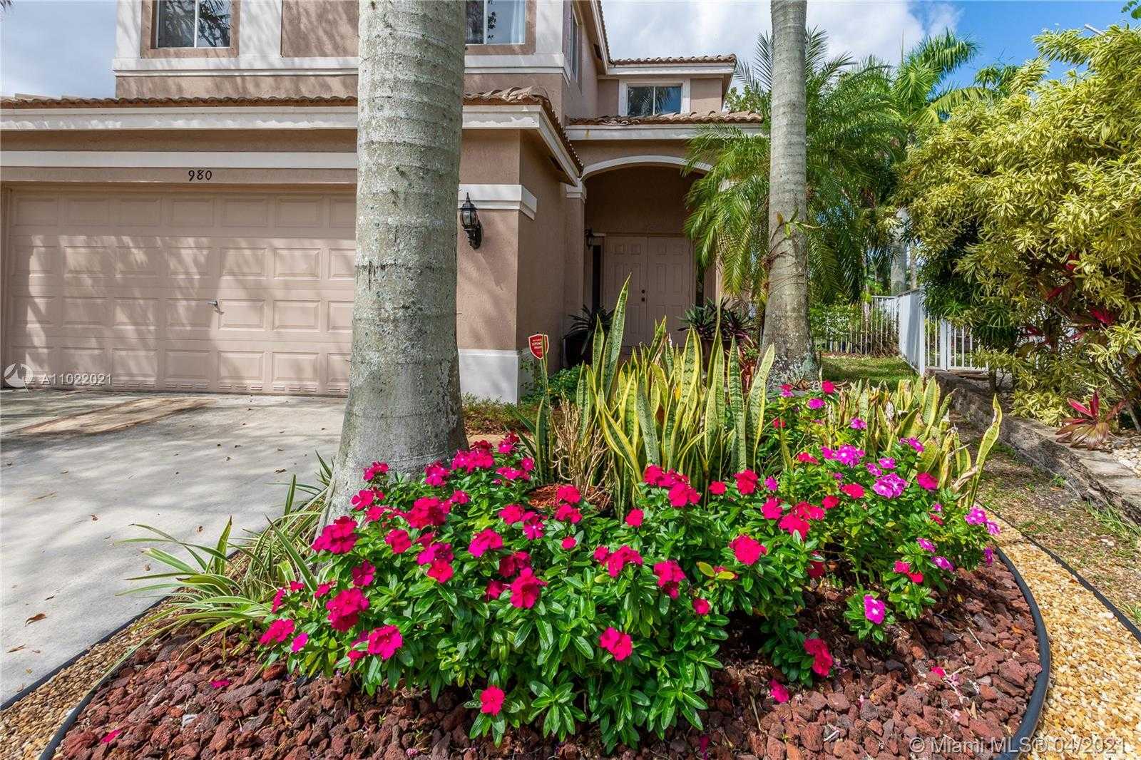 Small Image of 980 GOLDEN CANE DR, Weston Number 2