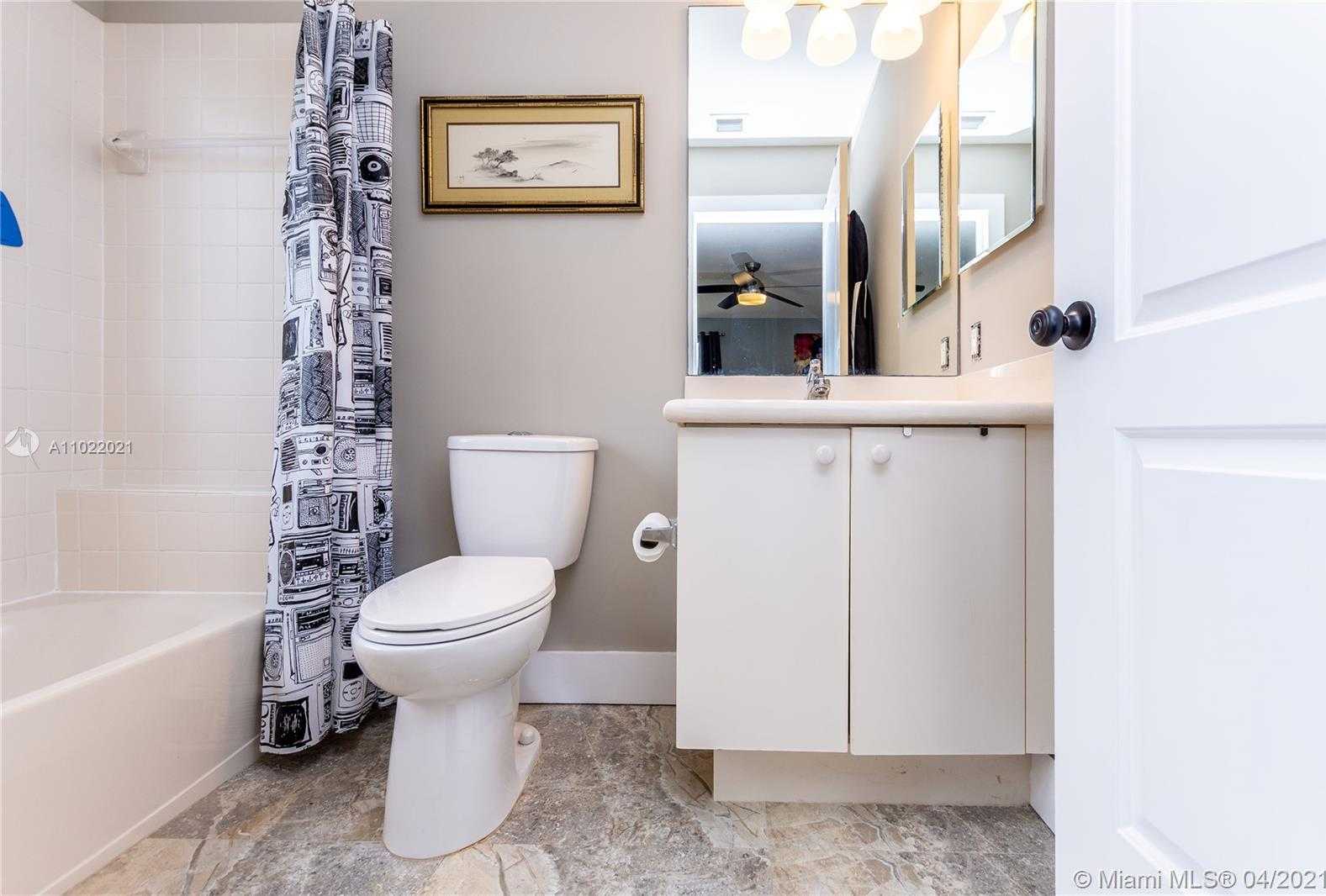 Small Image of 980 GOLDEN CANE DR, Weston Number 26