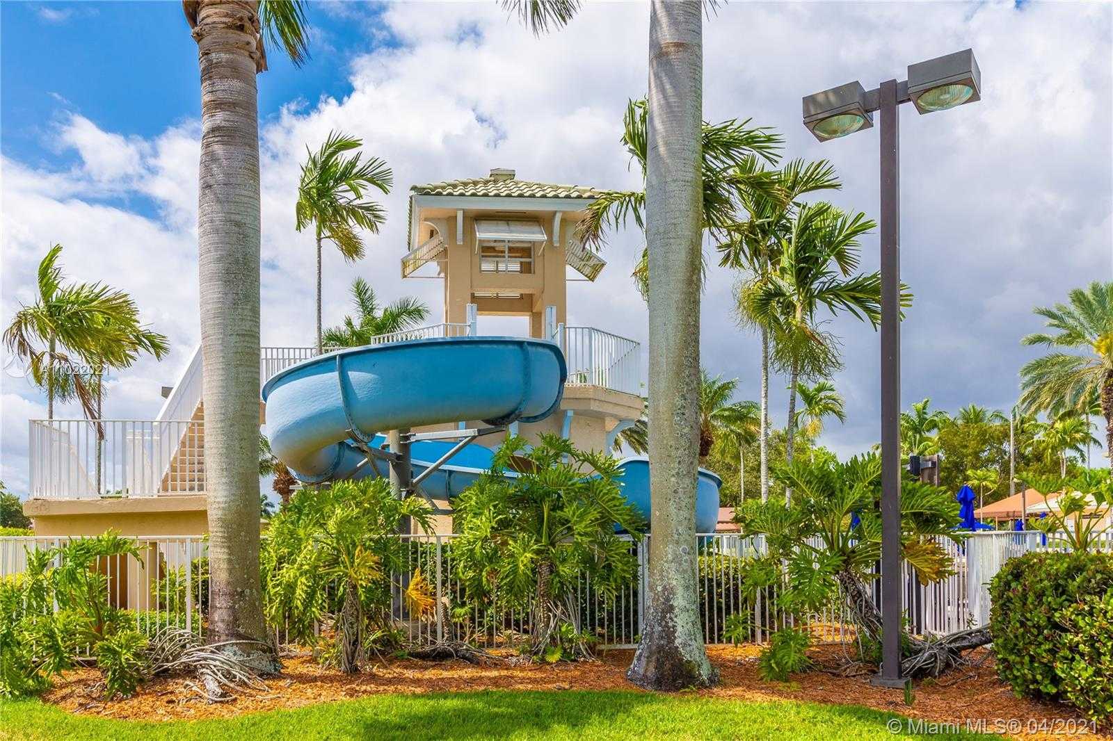 Small Image of 980 GOLDEN CANE DR, Weston Number 41