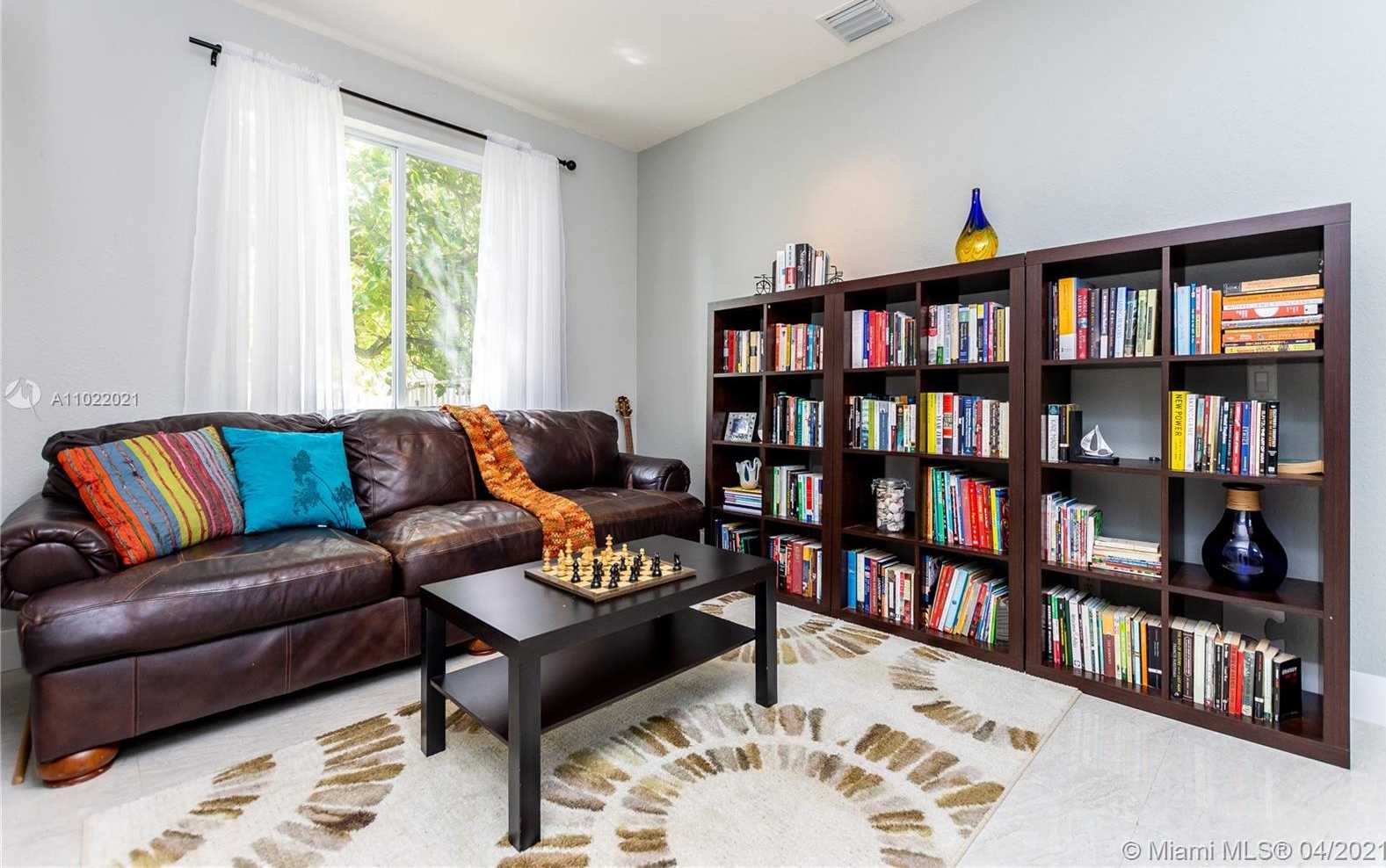 Small Image of 980 GOLDEN CANE DR, Weston Number 8
