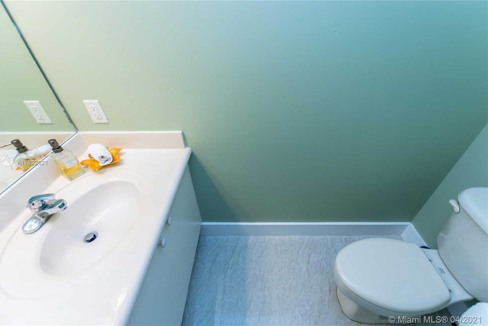 Small Image of 980 GOLDEN CANE DR, Weston Number 9