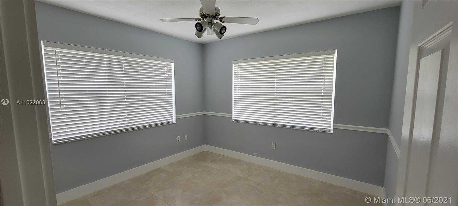 Small Image of 8079 SOUTH WEST 112TH ST, Miami Number 14