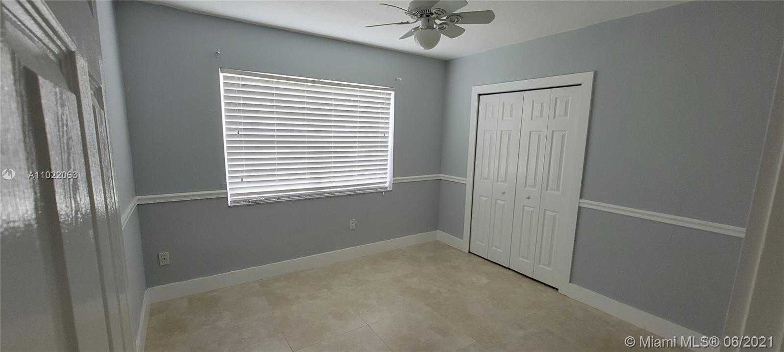 Small Image of 8079 SOUTH WEST 112TH ST, Miami Number 16