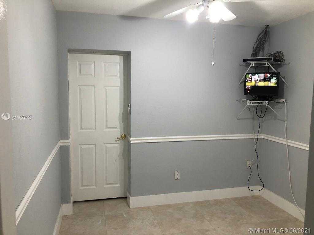 Small Image of 8079 SOUTH WEST 112TH ST, Miami Number 18