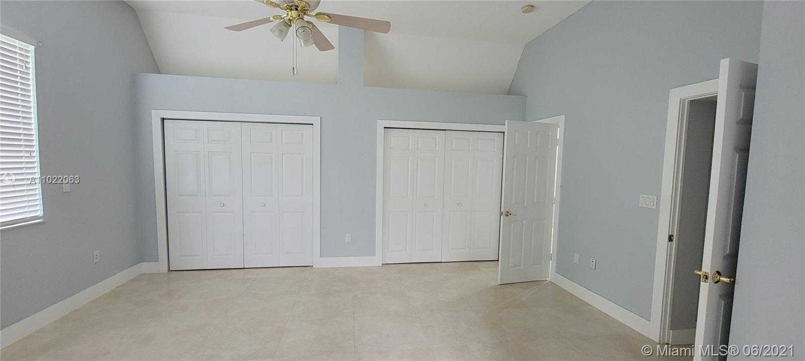 Small Image of 8079 SOUTH WEST 112TH ST, Miami Number 24
