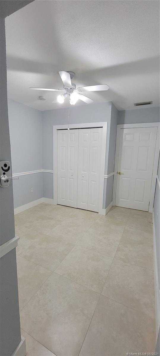 Small Image of 8079 SOUTH WEST 112TH ST, Miami Number 25