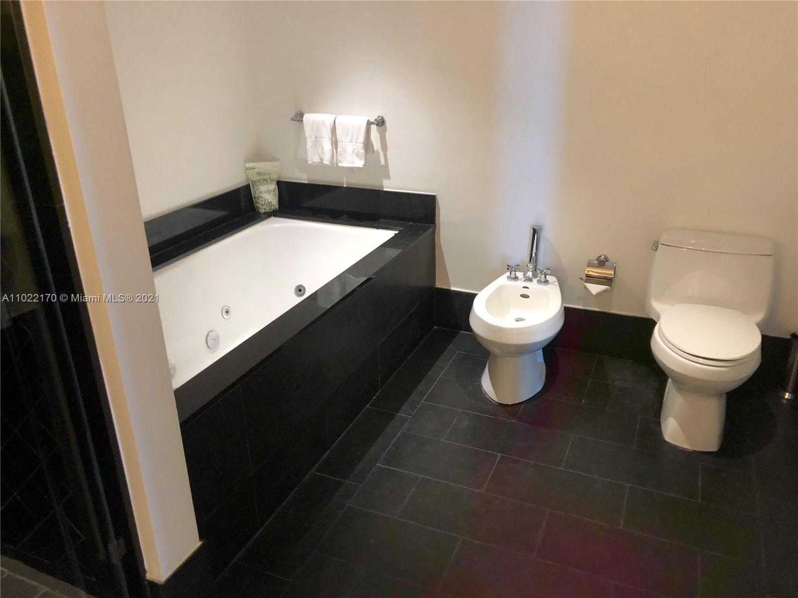 Small Image of 101 20TH ST #2902, Miami Beach Number 8