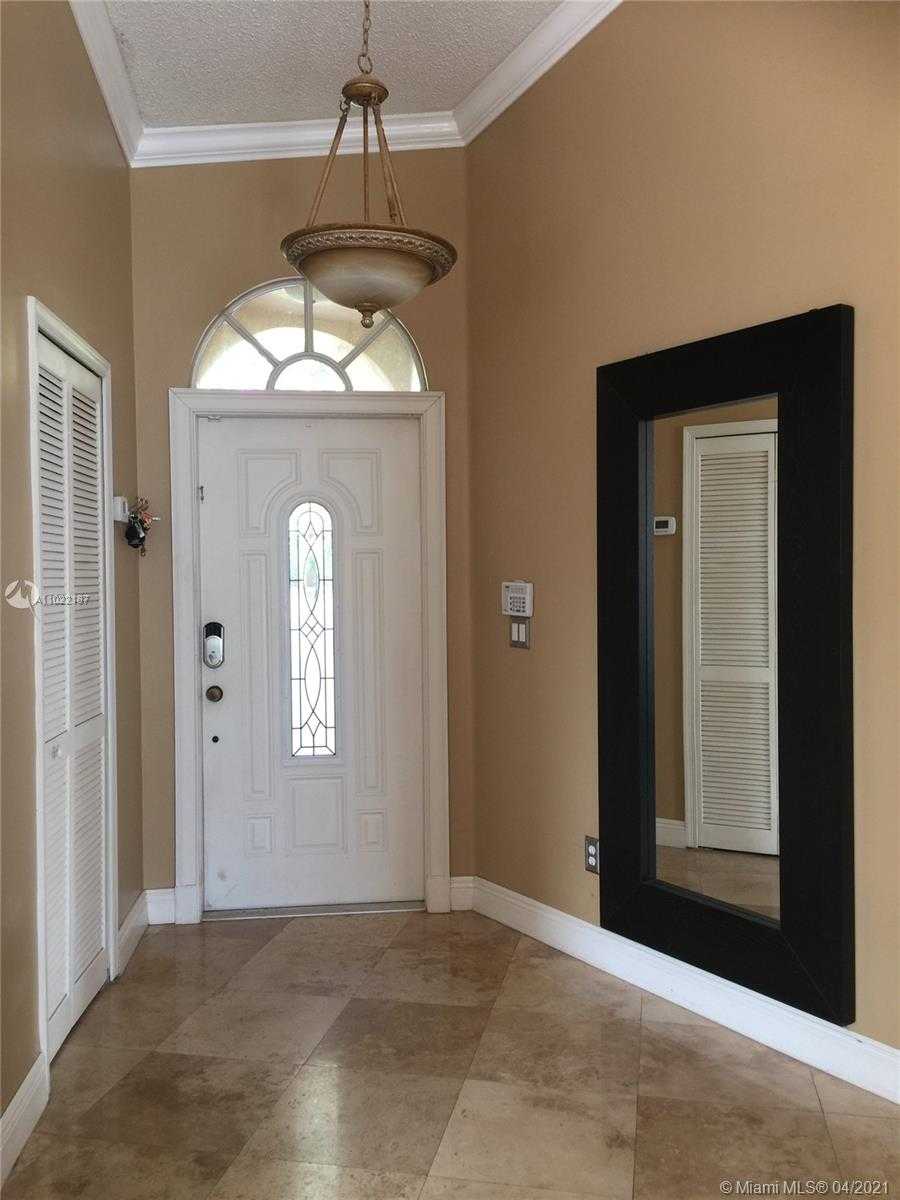 Small Image of 346 SOUTH WEST 191ST TER, Pembroke Pines Number 5