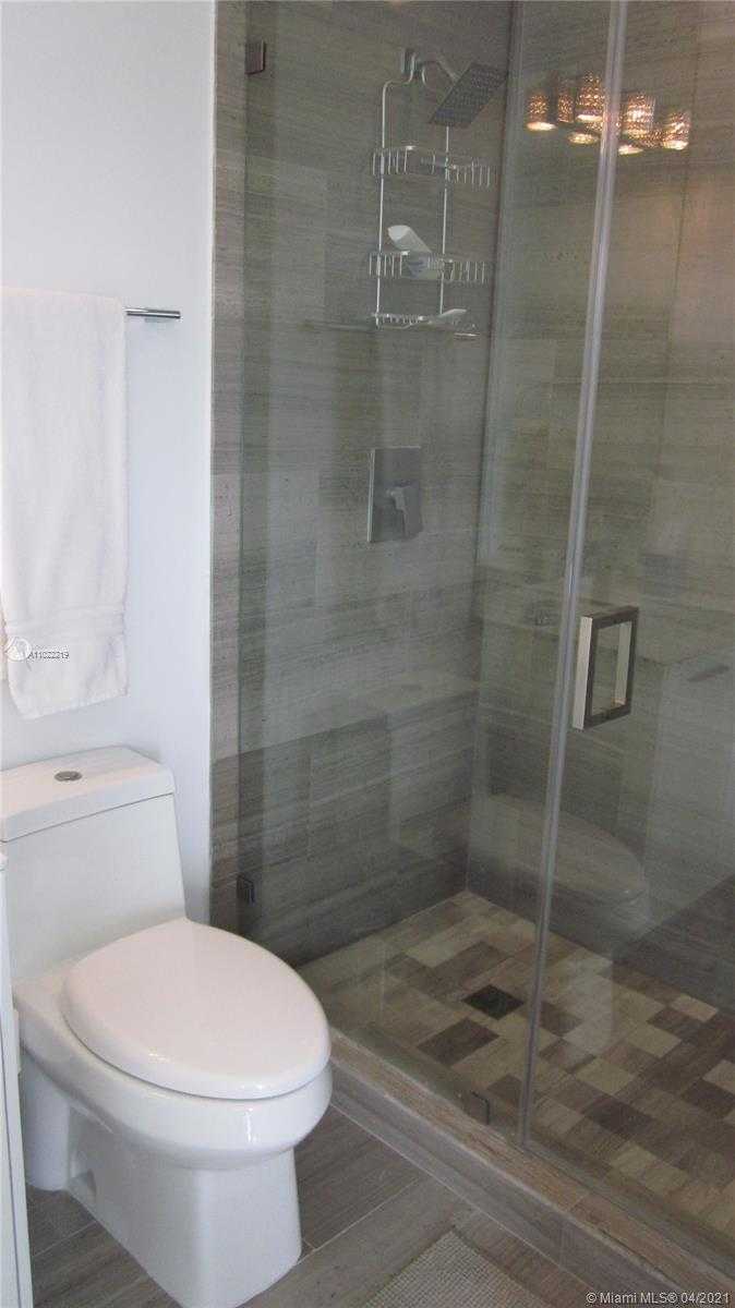 Small Image of 1300 BRICKELL BAY DR #4105, Miami Number 9