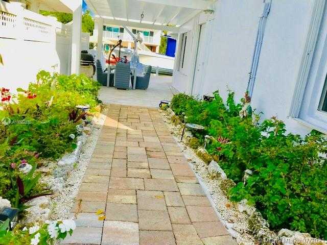 Small Image of 30 JEAN LA FITTE DR, Key Largo Number 13