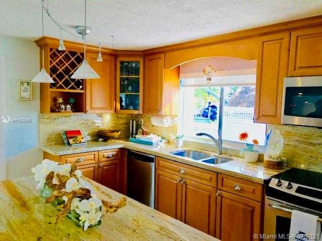 Small Image of 30 JEAN LA FITTE DR, Key Largo Number 22