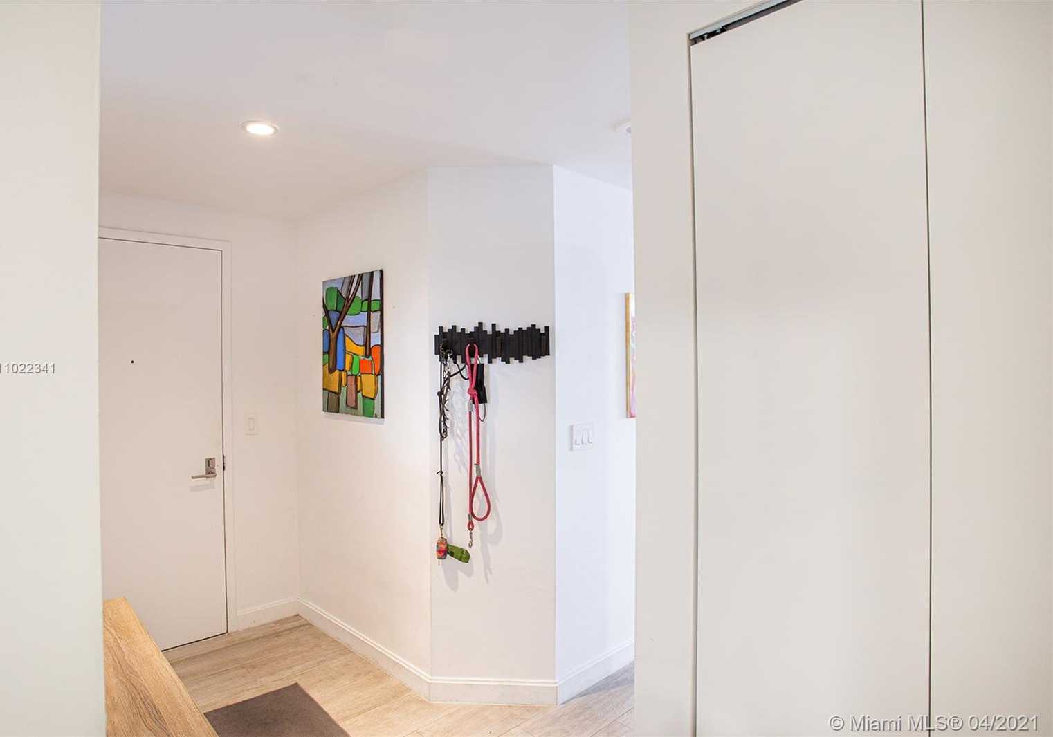 Small Image of 55 SOUTH WEST 9TH ST #3210, Miami Number 14