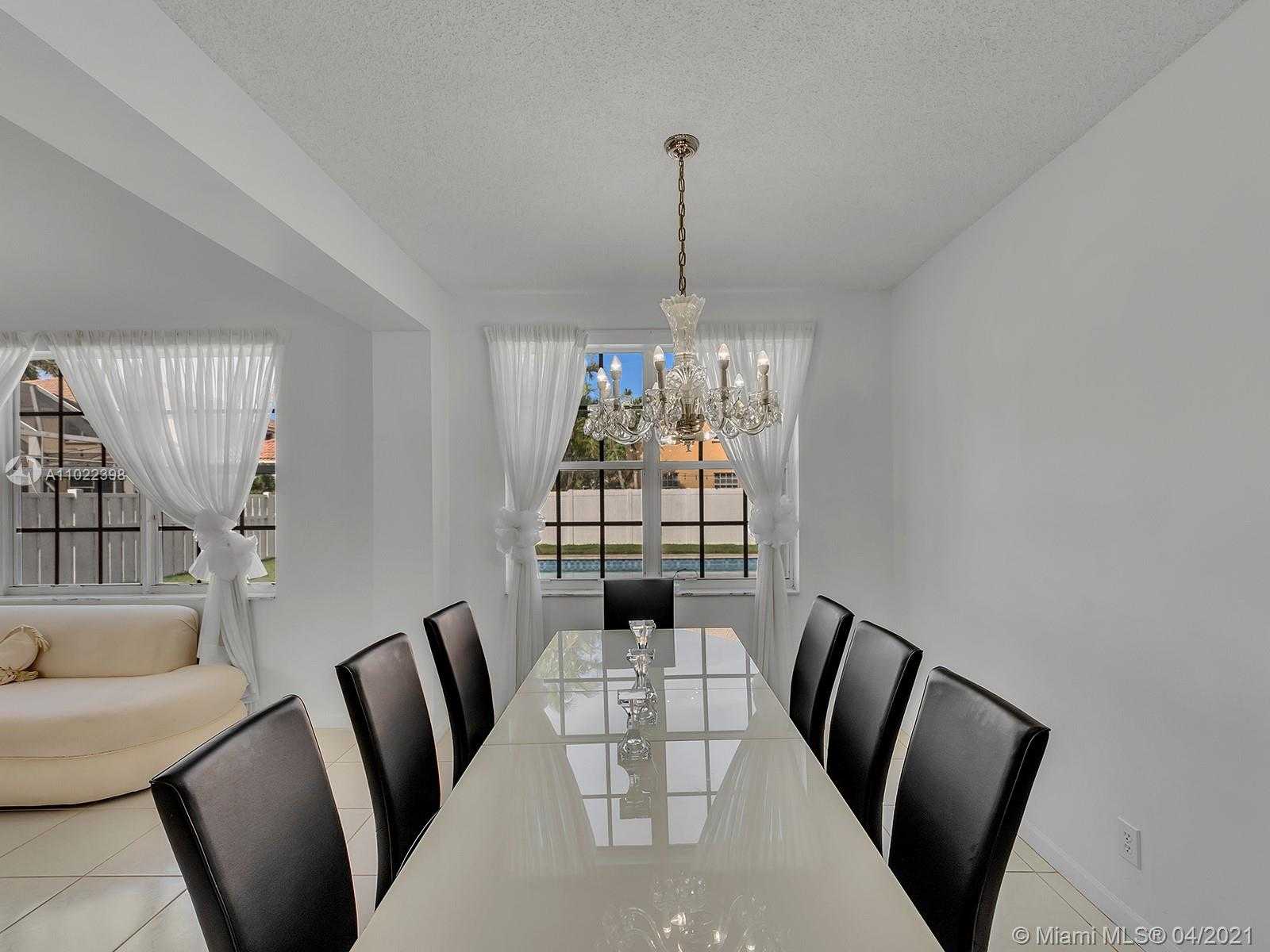 Small Image of 1099 BIRCHWOOD RD #1099, Weston Number 15